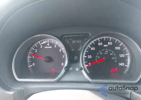 2015 Nissan Versa 1.6 Sv z USA, uszkodzony, nr VIN 3N1CN7AP2FL950460